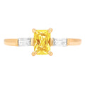 14k yellow gold 3 stone ring size 7 H42585