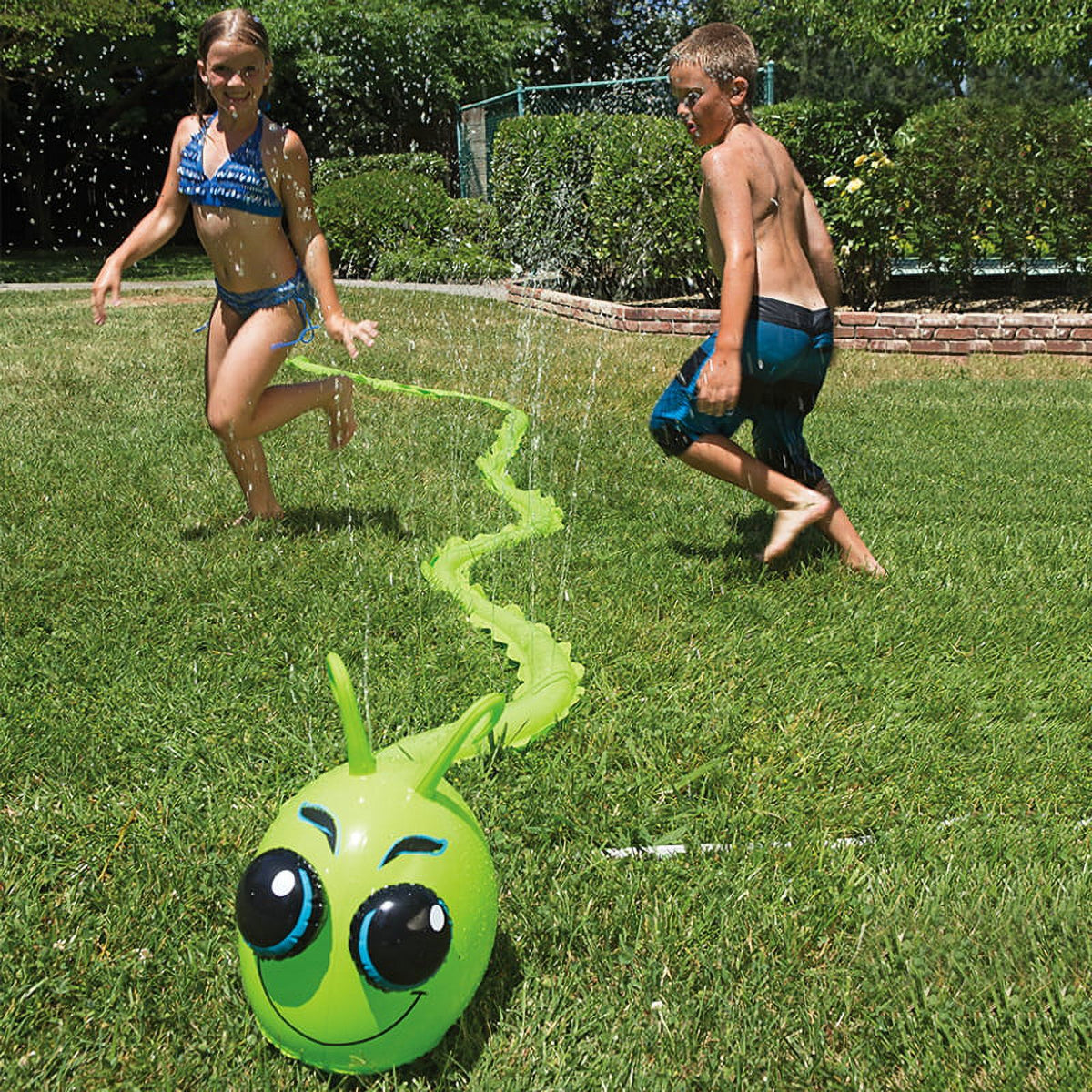 Lime Green Inflatable Water Sprinkler Y557