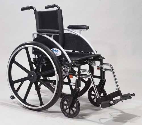 Viper Wheelchair with Flip Back Removable Arms N355