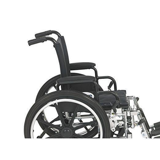 Viper Wheelchair with Flip Back Removable Arms N355