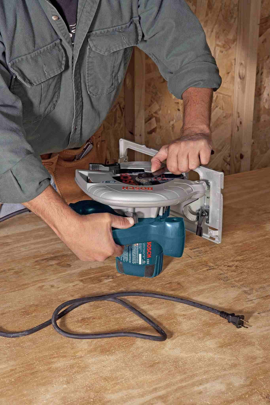 7-1/4x22 Left Blade Circular Saw Q34574