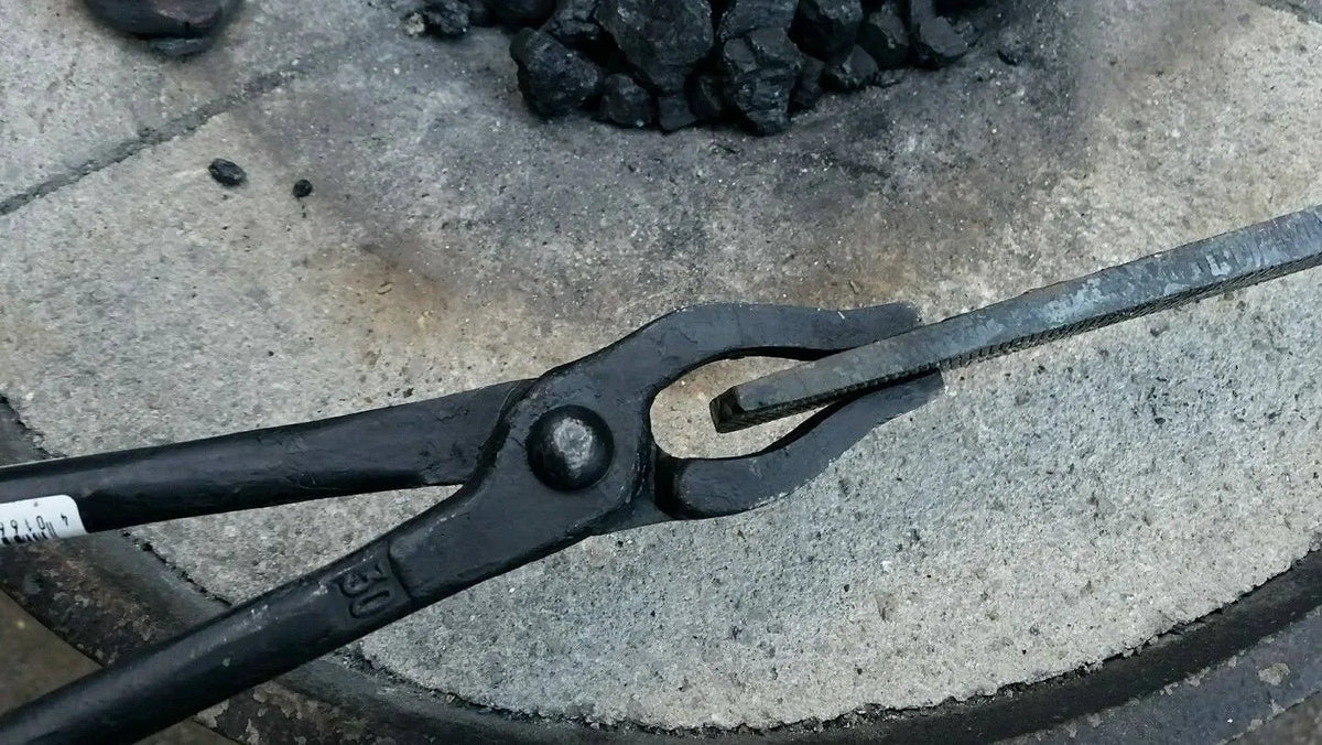 Blacksmith Tongs E4438
